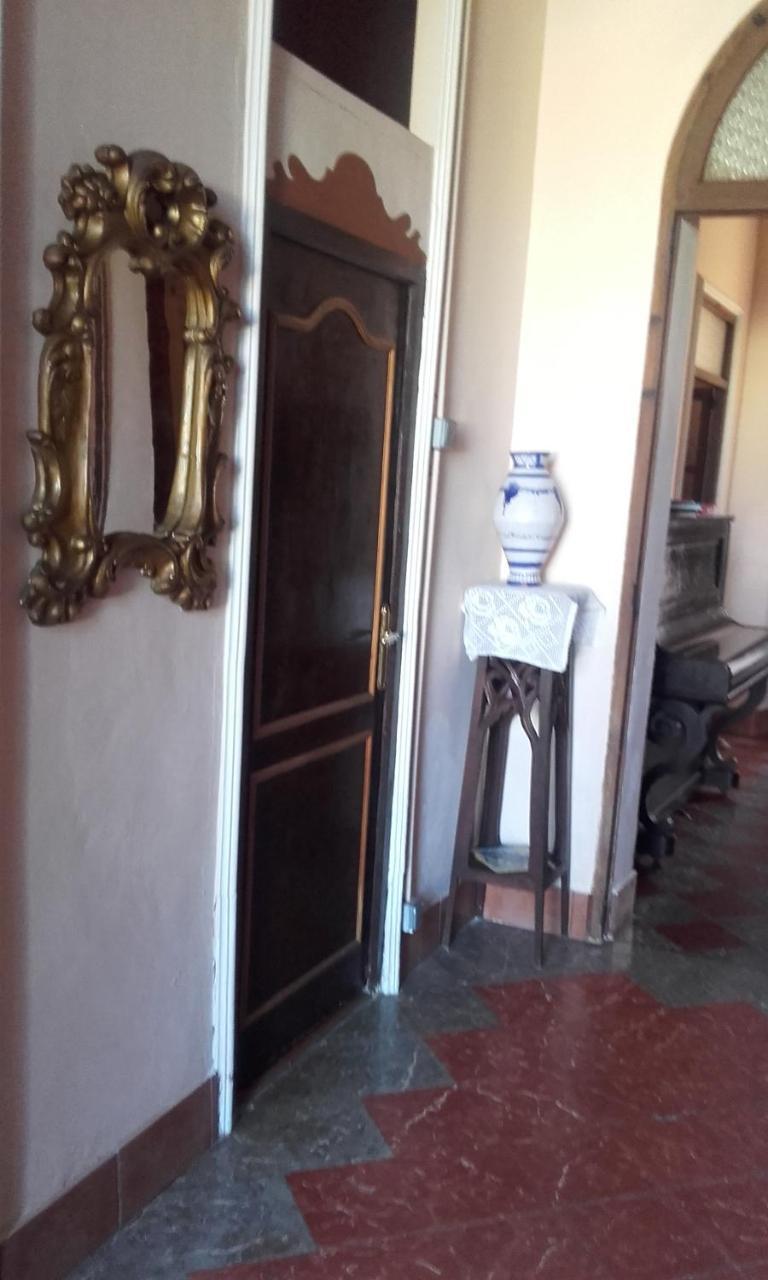 Hostal Corona Пальма-де-Майорка Экстерьер фото