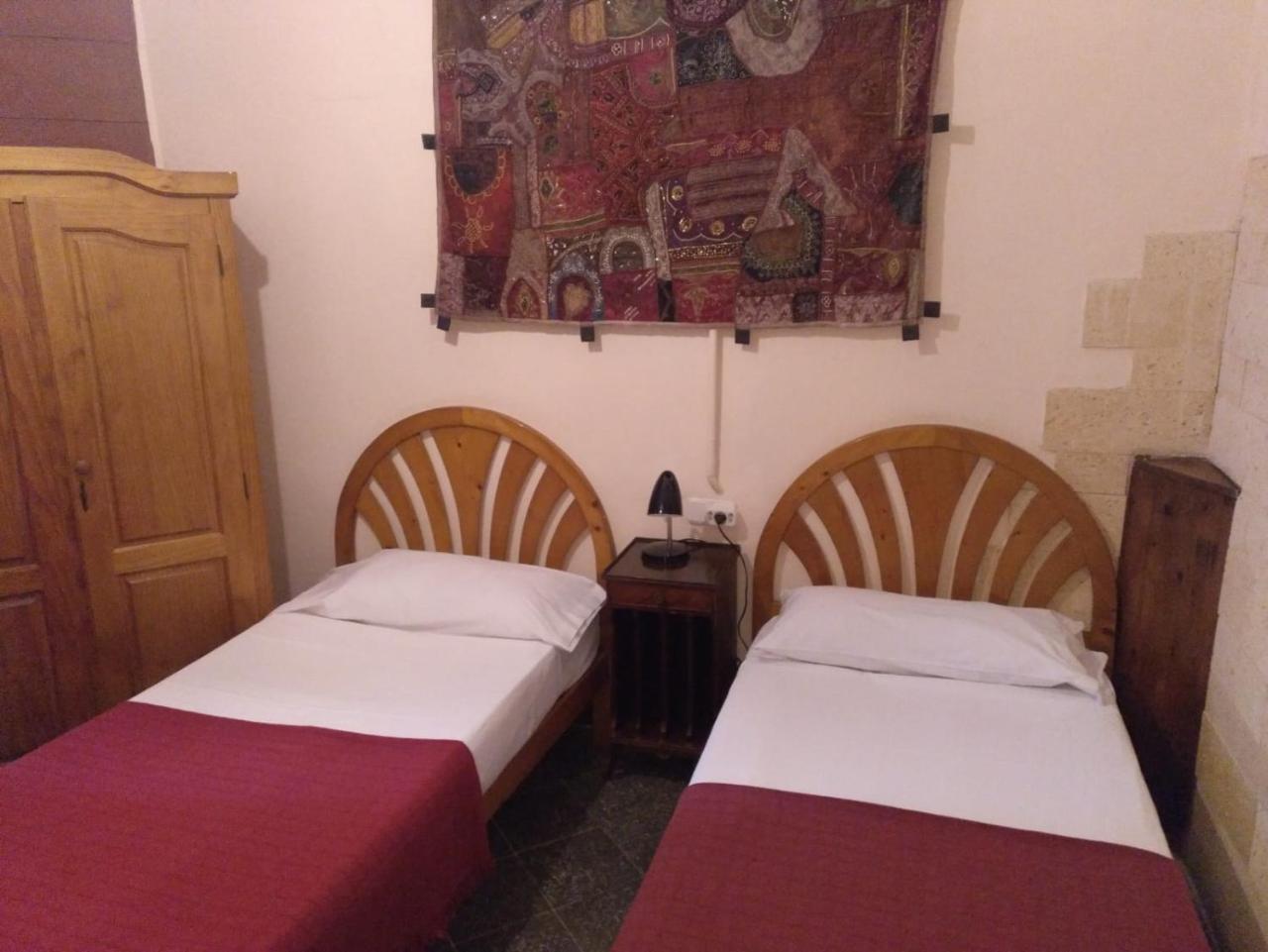 Hostal Corona Пальма-де-Майорка Экстерьер фото